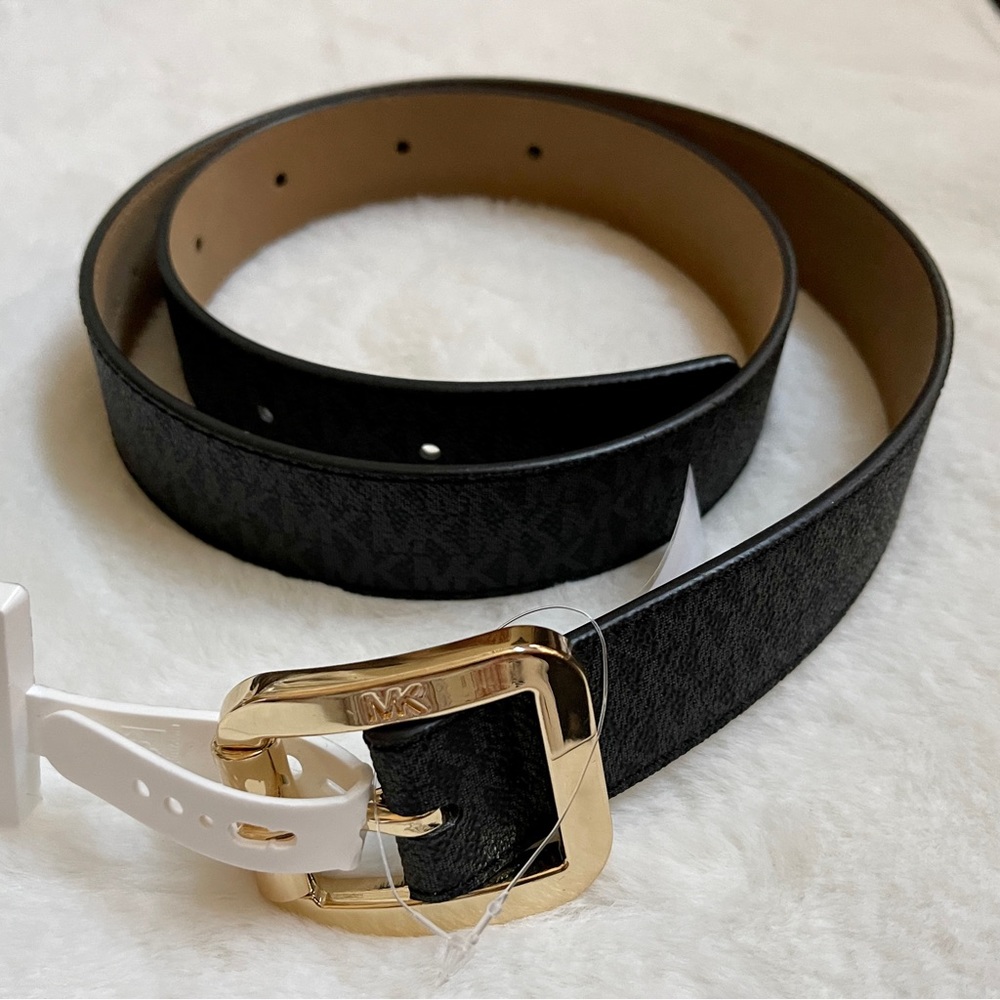 ✅ NEW “ Michael Kors” Belt